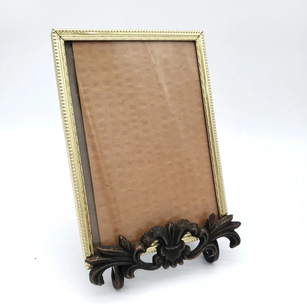 Vintage Hollywood Regency Brass Wall Picture Frame Gold Ornate 5x7 Decor